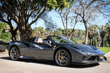 Ferrari F8 Spider — photo 5
