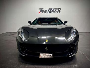 Ferrari 812 Superfast — photo 3