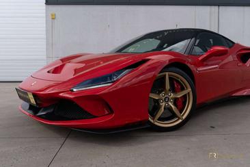 Ferrari F8 Tributo — photo 3