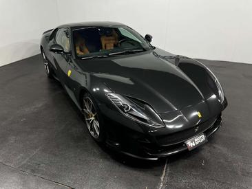 Ferrari 812 Superfast — photo 14