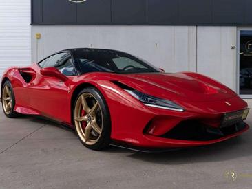 Ferrari F8 Tributo — photo 9