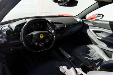 Ferrari F8 Tributo — photo 18
