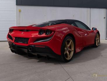 Ferrari F8 Tributo — photo 21