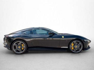 Ferrari Roma — photo 3