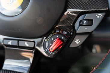 Ferrari F8 Tributo — photo 42