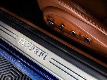 Ferrari FF — photo 10