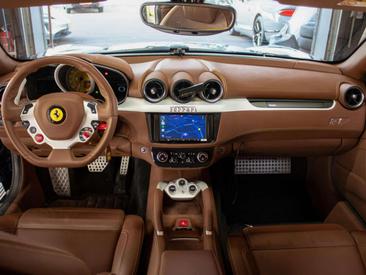Ferrari FF — photo 23