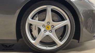 Ferrari FF — photo 9