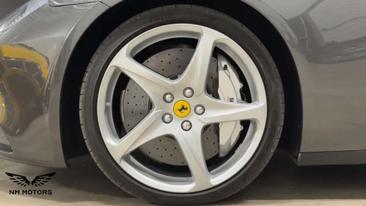 Ferrari FF — photo 10