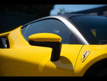 Ferrari SF90 Stradale — photo 4