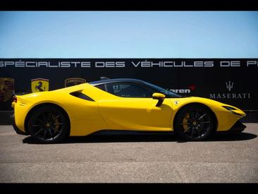 Ferrari SF90 Stradale — photo 11
