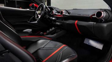 Ferrari 812 Superfast — photo 15