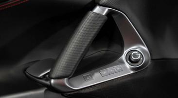 Ferrari 812 Superfast — photo 31