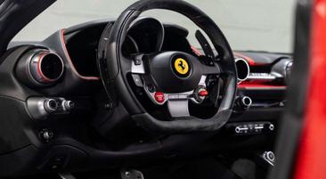 Ferrari 812 Superfast — photo 32