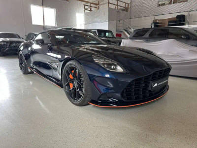 Aston Martin Vanquish Volante BESPOKE - 2025 - Joinsteer - #1