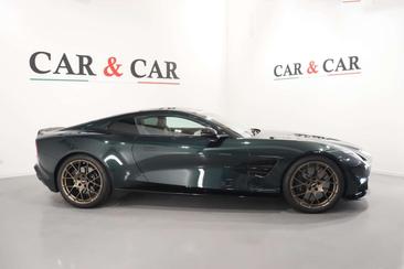 Aston Martin Vanquish — photo 3