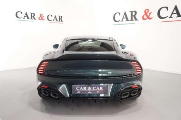 Aston Martin Vanquish — photo 6