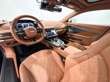 Aston Martin Vanquish — photo 8