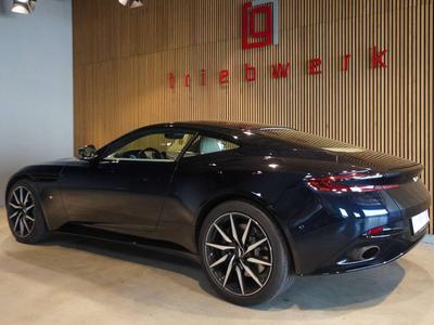 Aston Martin DB11 Coupé V12 Launch Edition