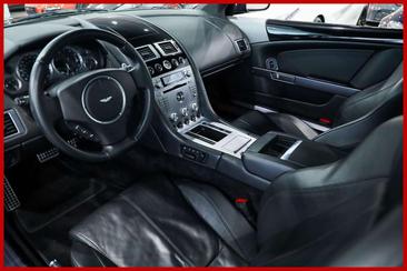 Aston Martin DB9 Coupe Touchtronic — photo 11
