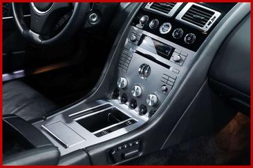 Aston Martin DB9 Coupe Touchtronic — photo 14