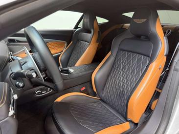 Aston Martin DB12 Coupé — photo 8