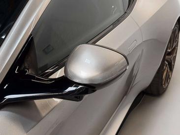 Aston Martin DB12 Coupé — photo 19