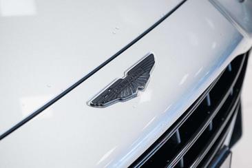 Aston Martin DBX 707 — photo 8