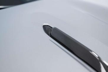 Aston Martin DBX 707 — photo 9