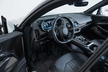 Aston Martin DBX 707 — photo 37