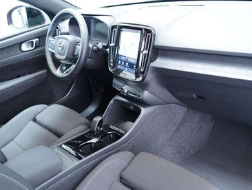 Volvo C40 Recharge PLUS — photo 9