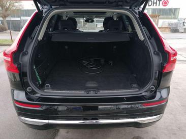 Volvo XC60 T6 Recharge Core — photo 16