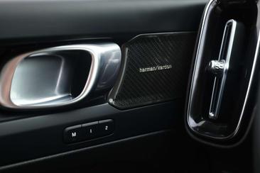 Volvo C40 Recharge PLUS — photo 10