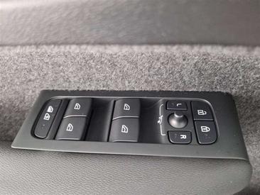 Volvo C40 Recharge PLUS — photo 17