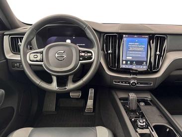 Volvo XC60 T6 Recharge Inscription — photo 11