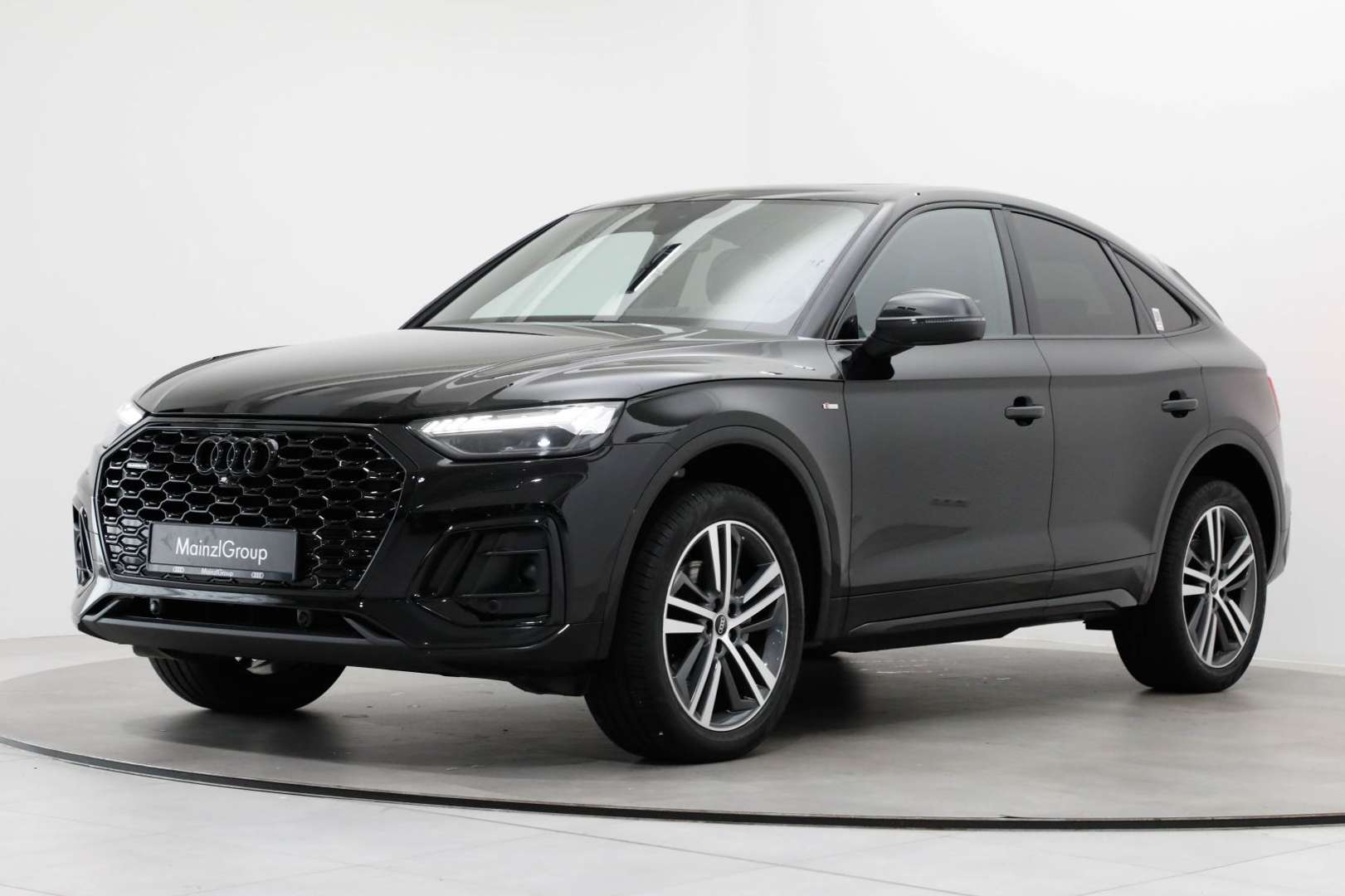 AUDI Q5 S Line 40 TDI