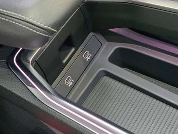 Audi Q8 E-tron S Line 55 — photo 3