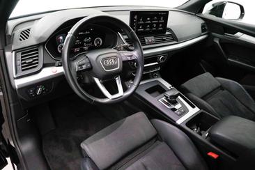 Audi Q5 S Line 40 TDI — photo 14
