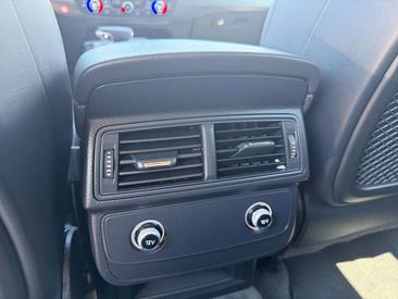 Audi Q7 30 TDI — photo 13