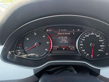 Audi Q7 30 TDI — photo 19