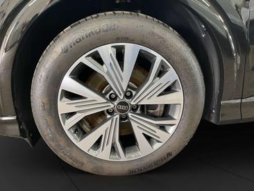 Audi Q4 E-tron 45 TFSI — photo 11