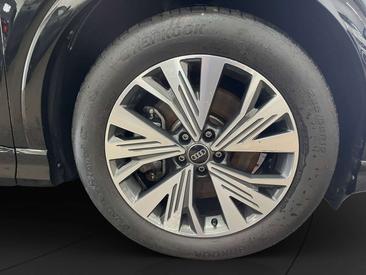 Audi Q4 E-tron 45 TFSI — photo 13