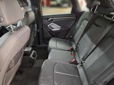 Audi Q3 S Line — photo 7