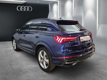 Audi Q3 S Line — photo 8