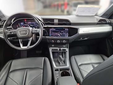 Audi Q3 S Line — photo 17