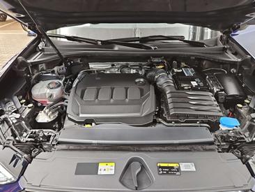 Audi Q3 S Line — photo 23