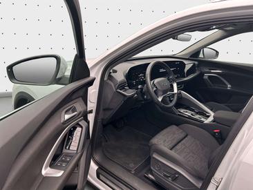 Audi Q5 40 TDI — photo 13