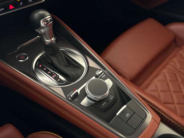 Audi TT S Line 45 TFSI — photo 19