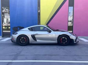 Porsche 718 Cayman GT4 RS — photo 6