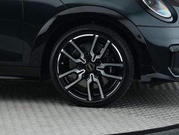 Mini 5 Portes JCW Cooper S — photo 13
